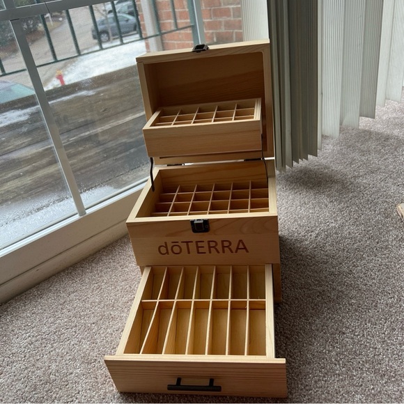 DoTerra Wooden Storage Box Holds 39 Oils and 14 Roller Case for Oil - Picture 11 of 14